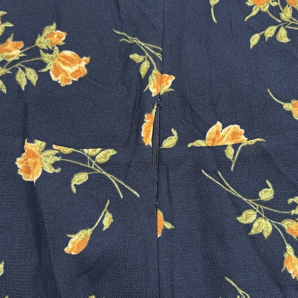 NWT Reformation Larchmont Floral Midi Dress in Parm Size 2 - Picture 7 of 10